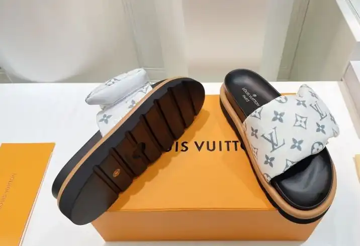 hype LV Slippers