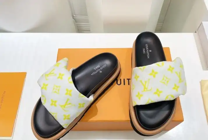 hype LV Slippers