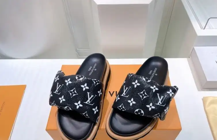 hype LV Slippers