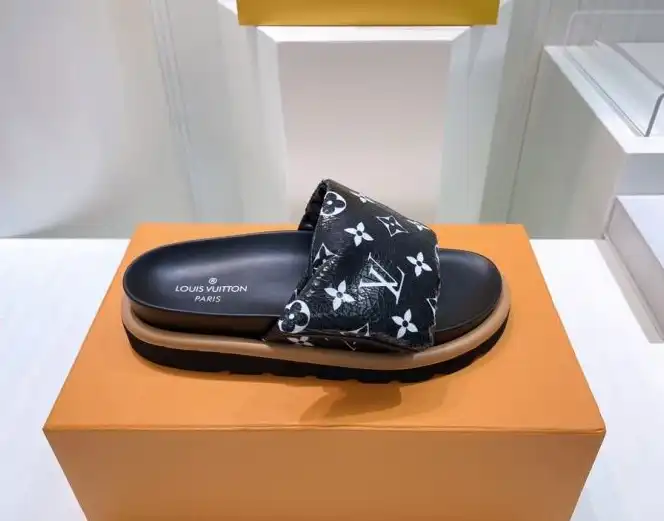 hype LV Slippers