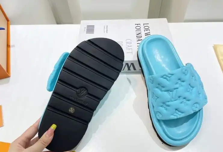 hype LV Slippers