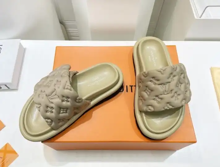 hype LV Slippers