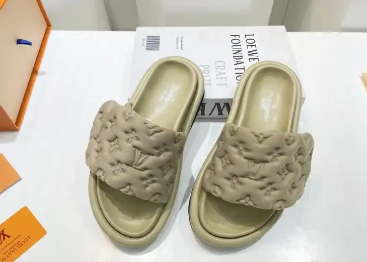 hype LV Slippers