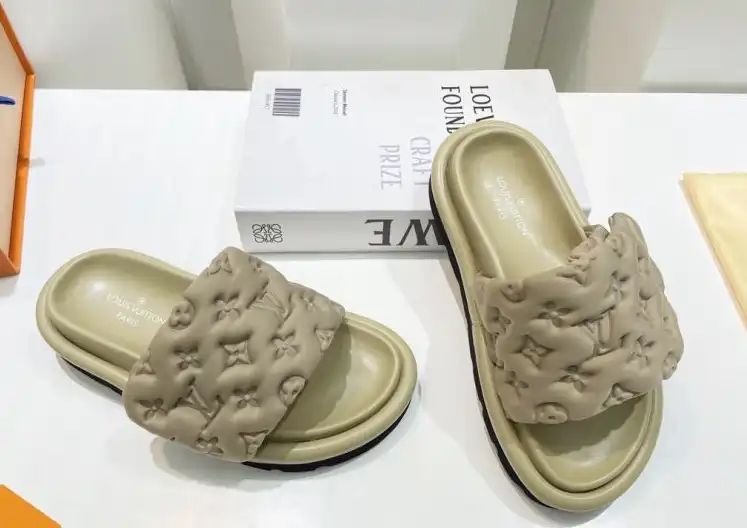 hype LV Slippers