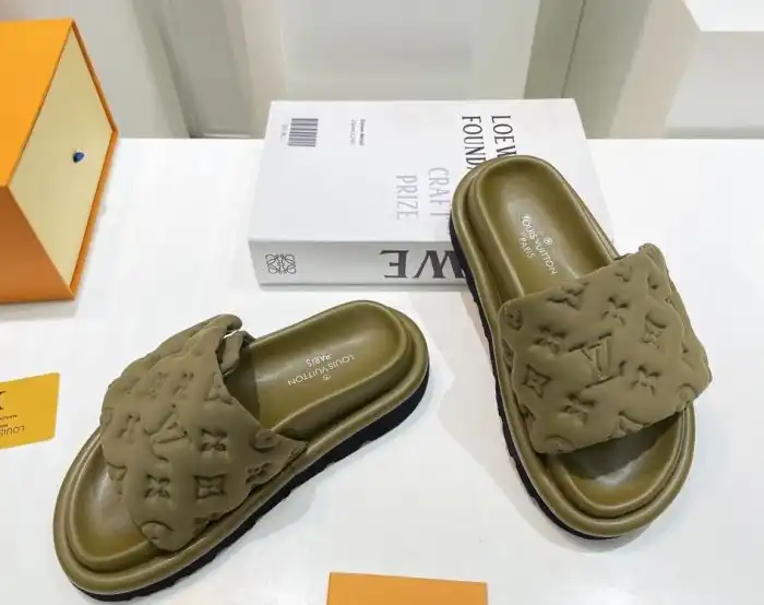 hype LV Slippers