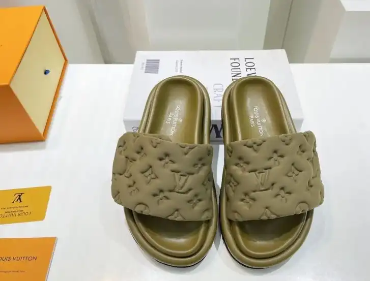 hype LV Slippers