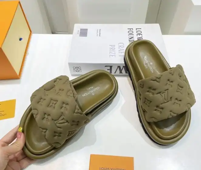 hype LV Slippers