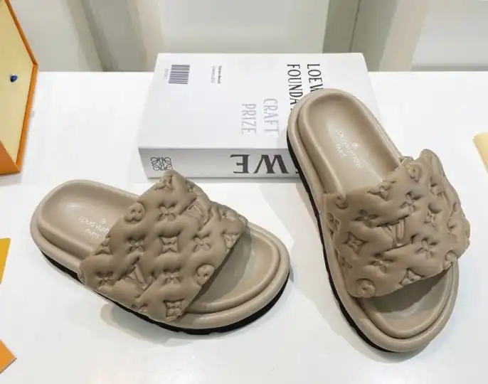 hype LV Slippers