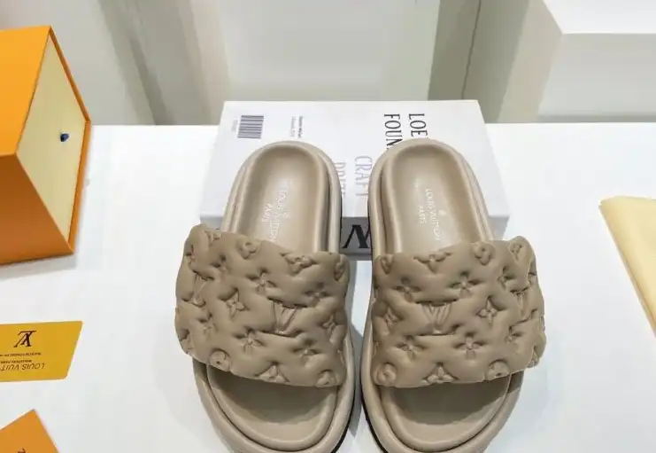 hype LV Slippers