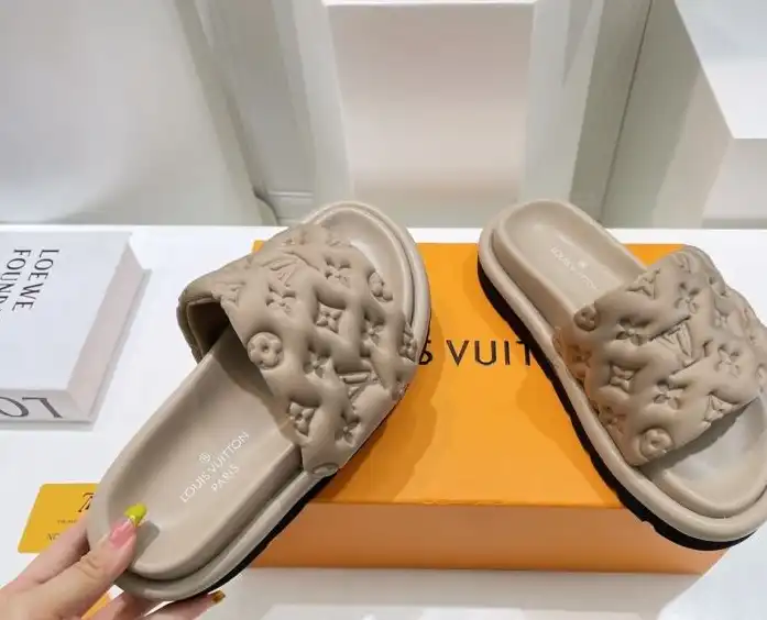 hype LV Slippers