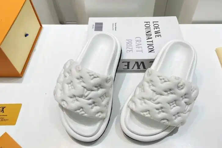 hype LV Slippers