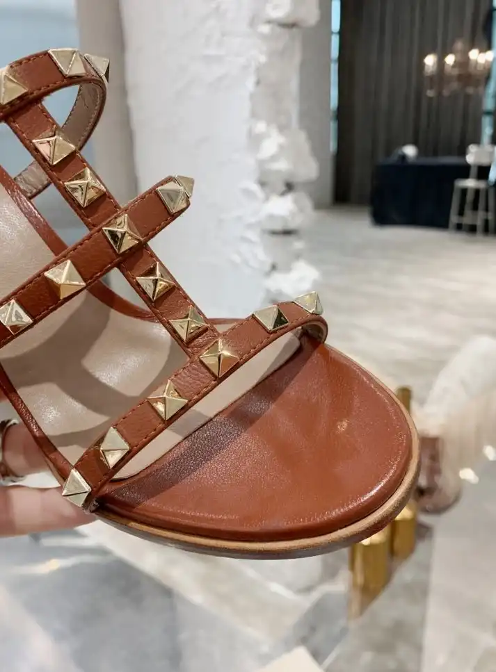 hype Valentino High Heels