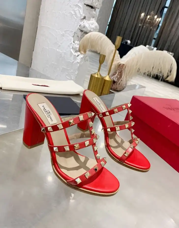 hype Valentino High Heels