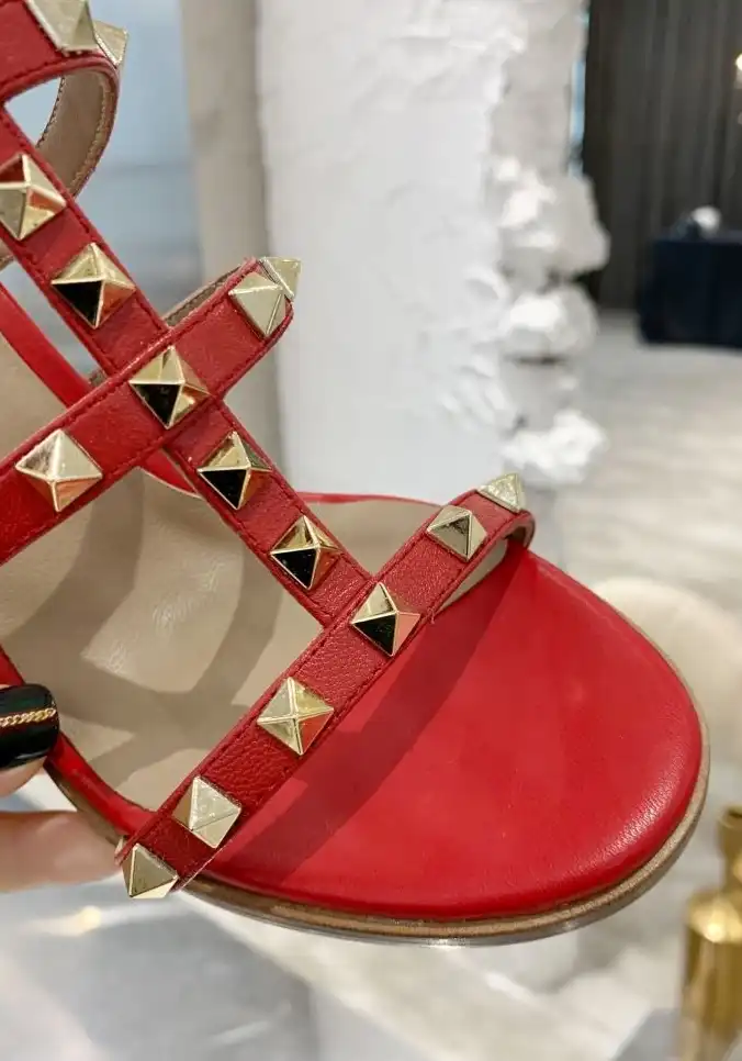 hype Valentino High Heels