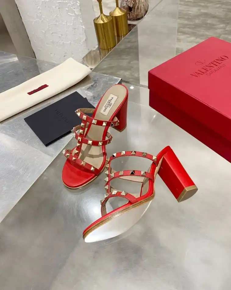 hype Valentino High Heels