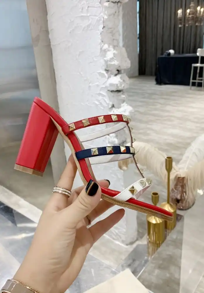 hype Valentino High Heels