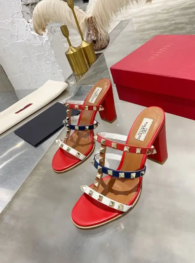 hype Valentino High Heels