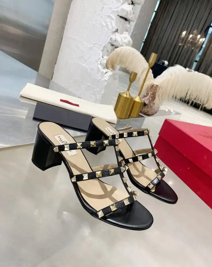 hype Valentino High Heels