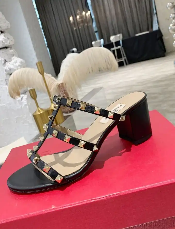 hype Valentino High Heels