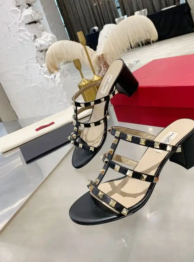 hype Valentino High Heels