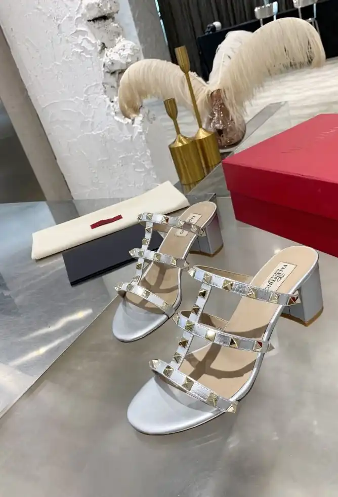 hype Valentino High Heels