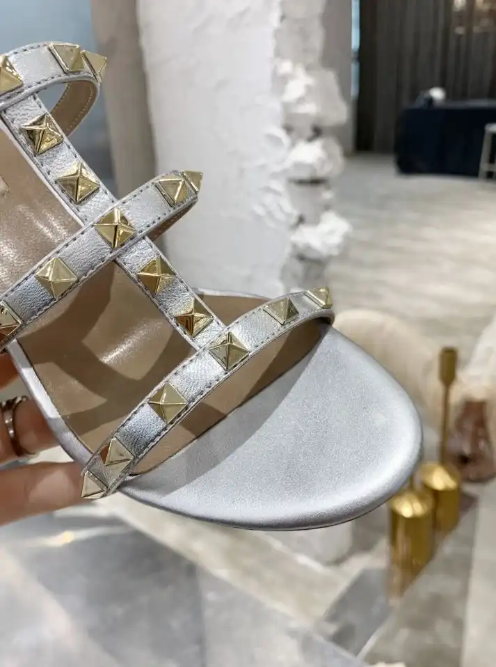 hype Valentino High Heels