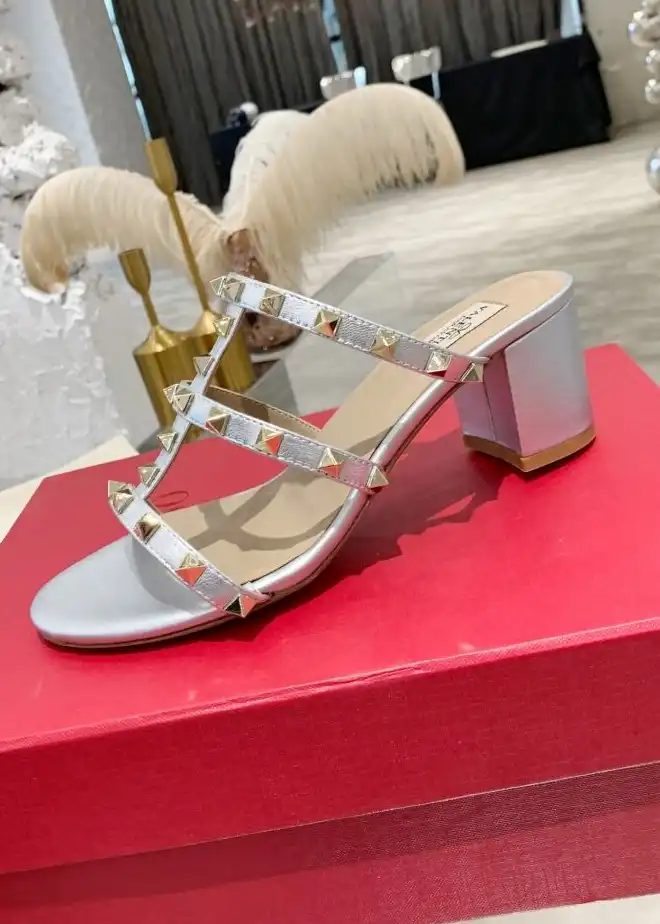 hype Valentino High Heels