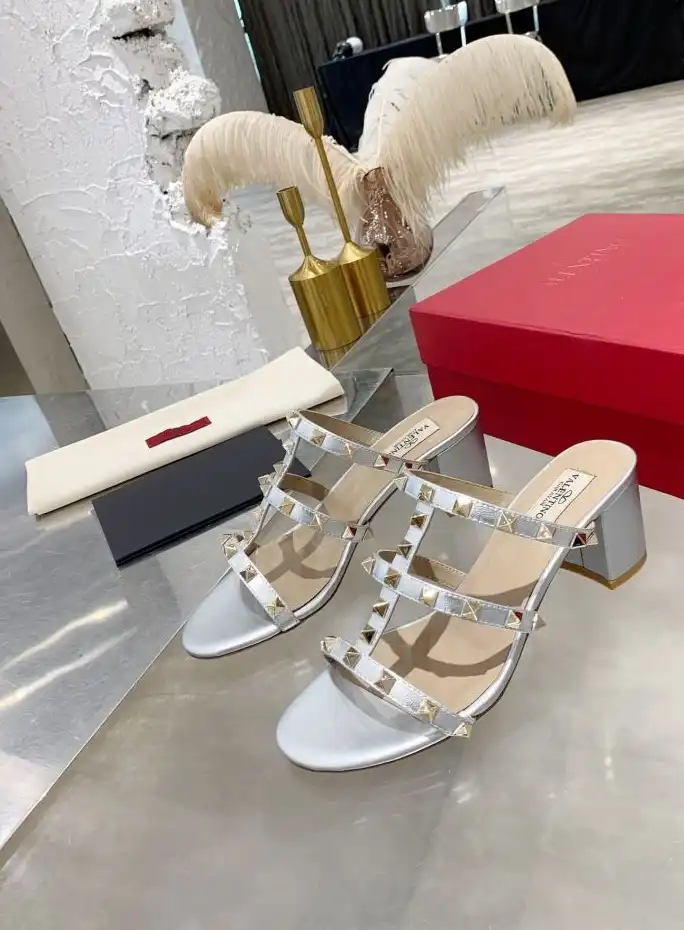 hype Valentino High Heels