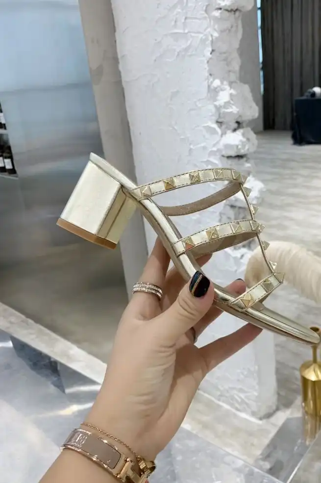 hype Valentino High Heels