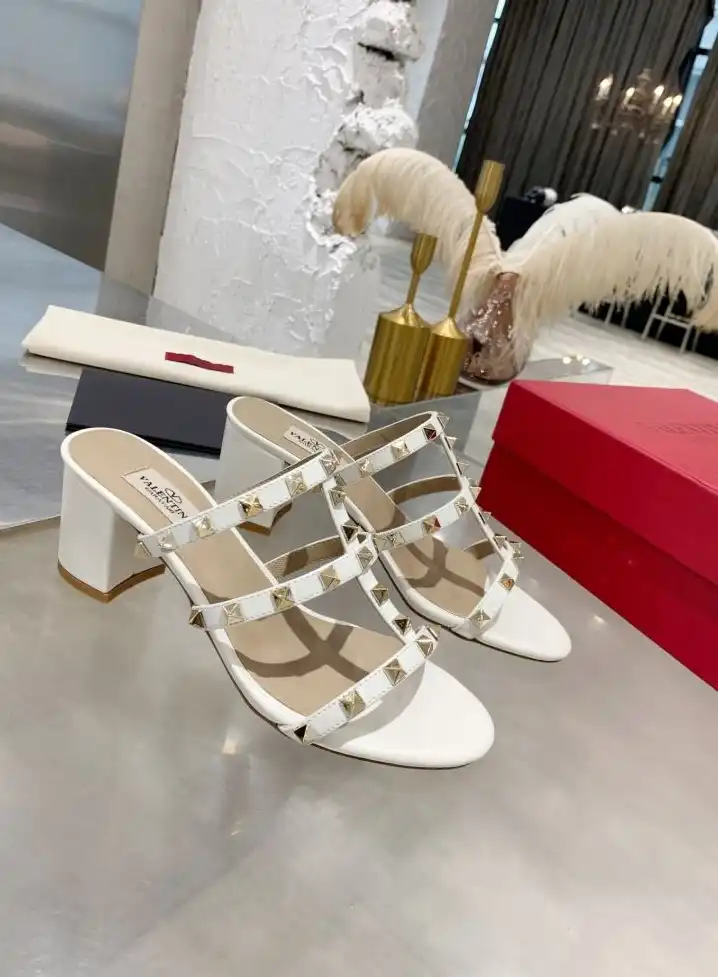 hype Valentino High Heels