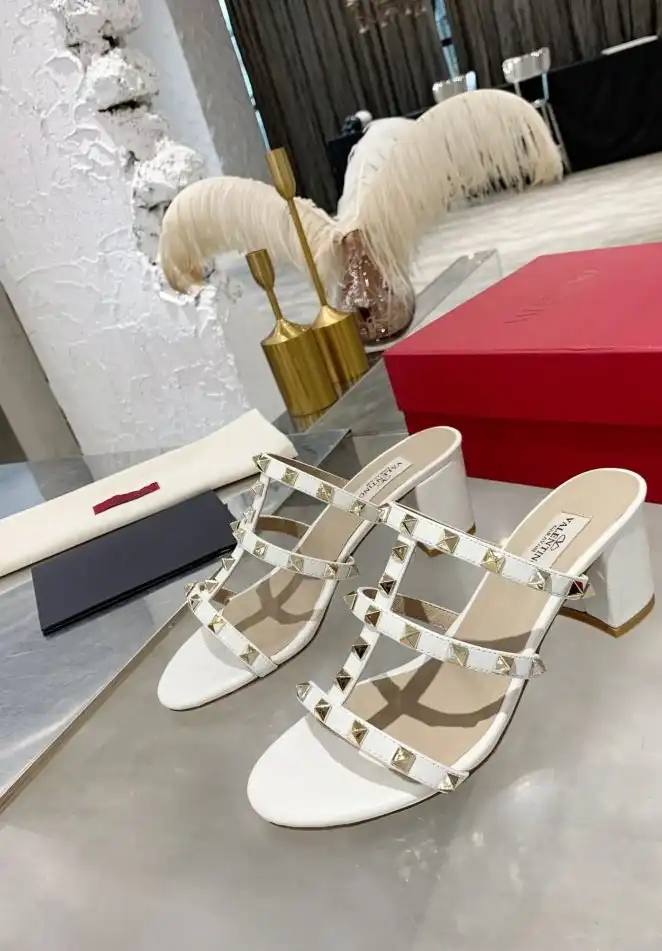 hype Valentino High Heels