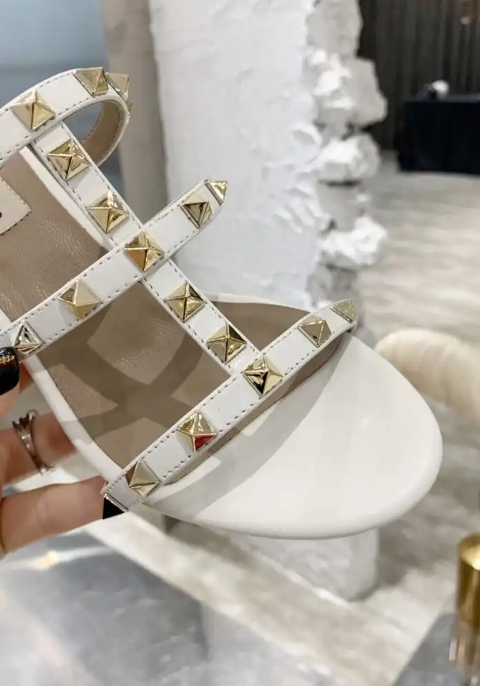 hype Valentino High Heels