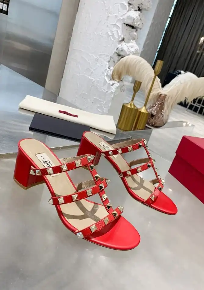 hype Valentino High Heels