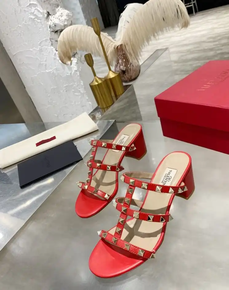 hype Valentino High Heels