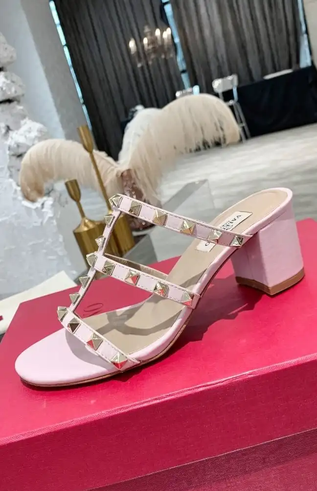 hype Valentino High Heels