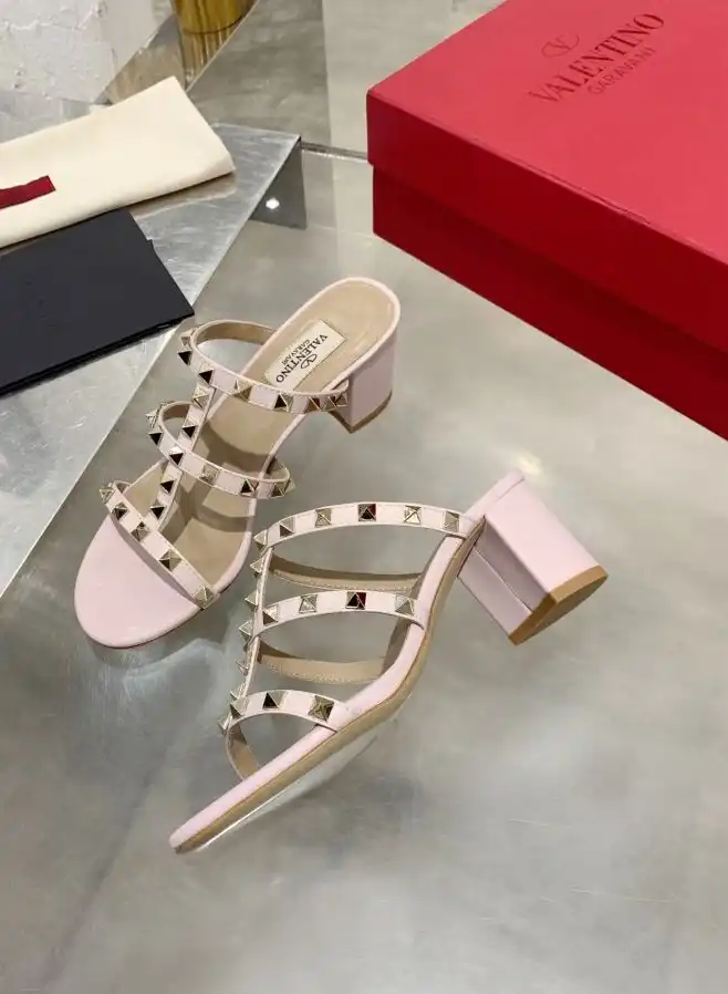 hype Valentino High Heels