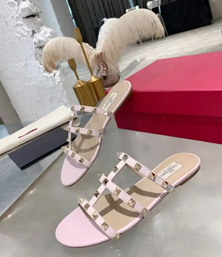 hype Valentino High Heels