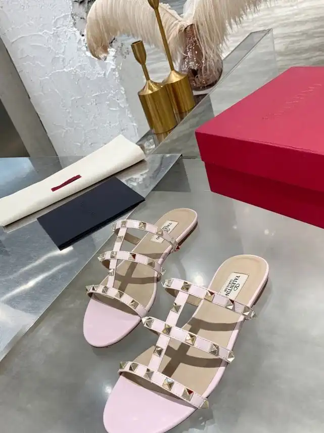 hype Valentino High Heels