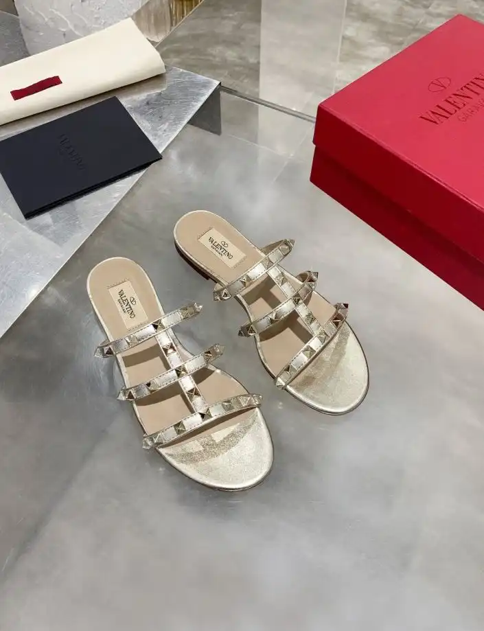 hype Valentino High Heels