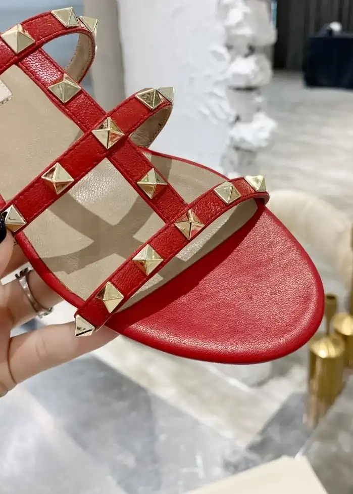 hype Valentino High Heels