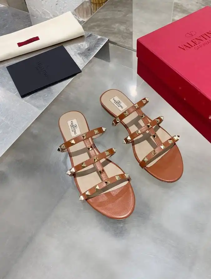 hype Valentino High Heels