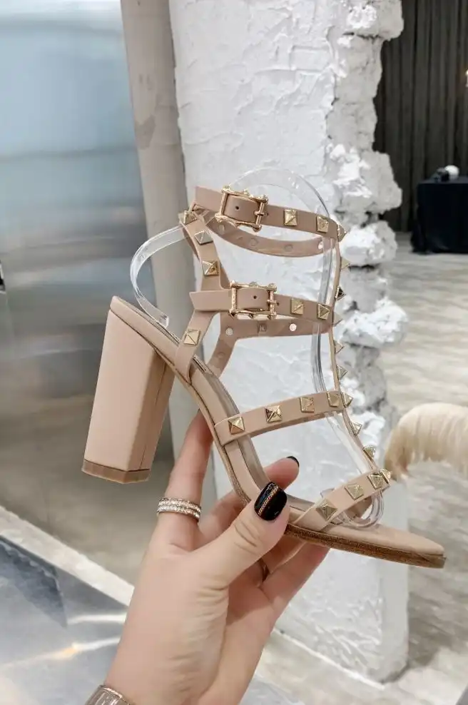 hype Valentino High Heels