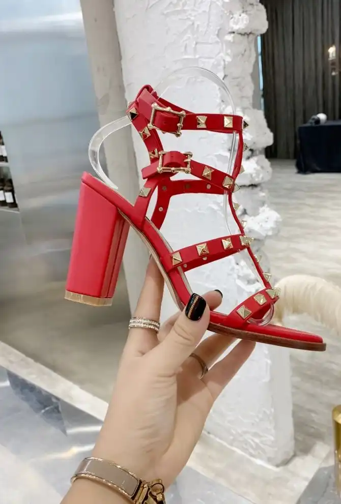 hype Valentino High Heels