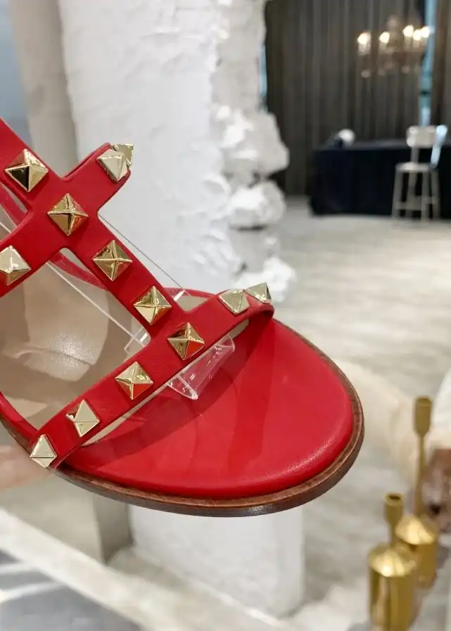 hype Valentino High Heels