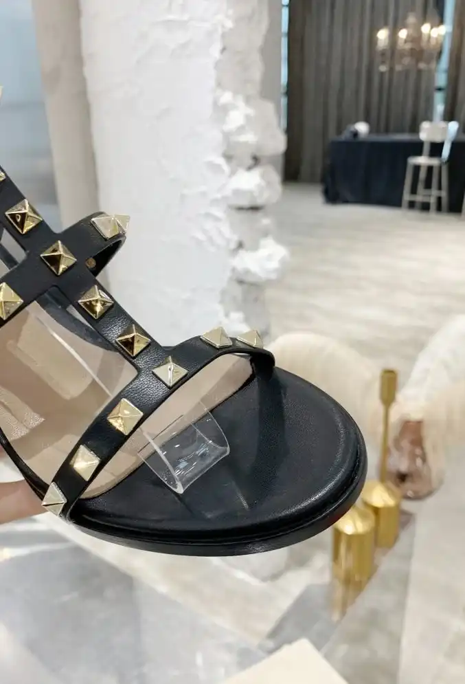 hype Valentino High Heels