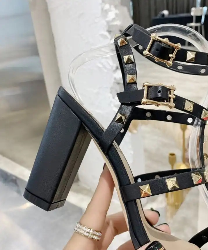 hype Valentino High Heels