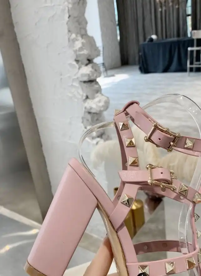 hype Valentino High Heels