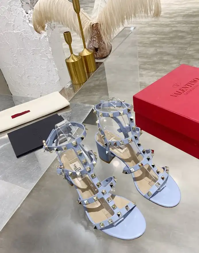 hype Valentino High Heels