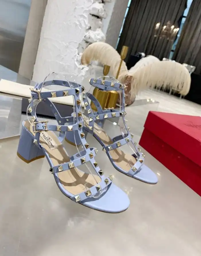 hype Valentino High Heels