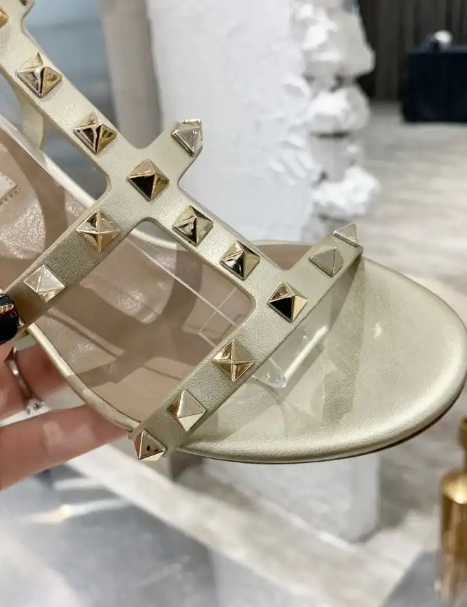 hype Valentino High Heels